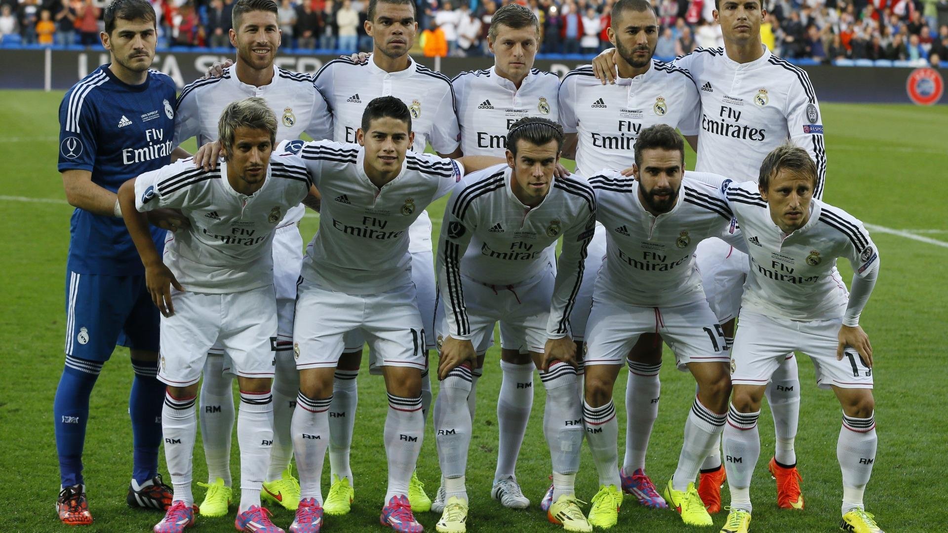 德甲转会同样火热:多支球队大手笔签约中场核心,德甲转会最新动态